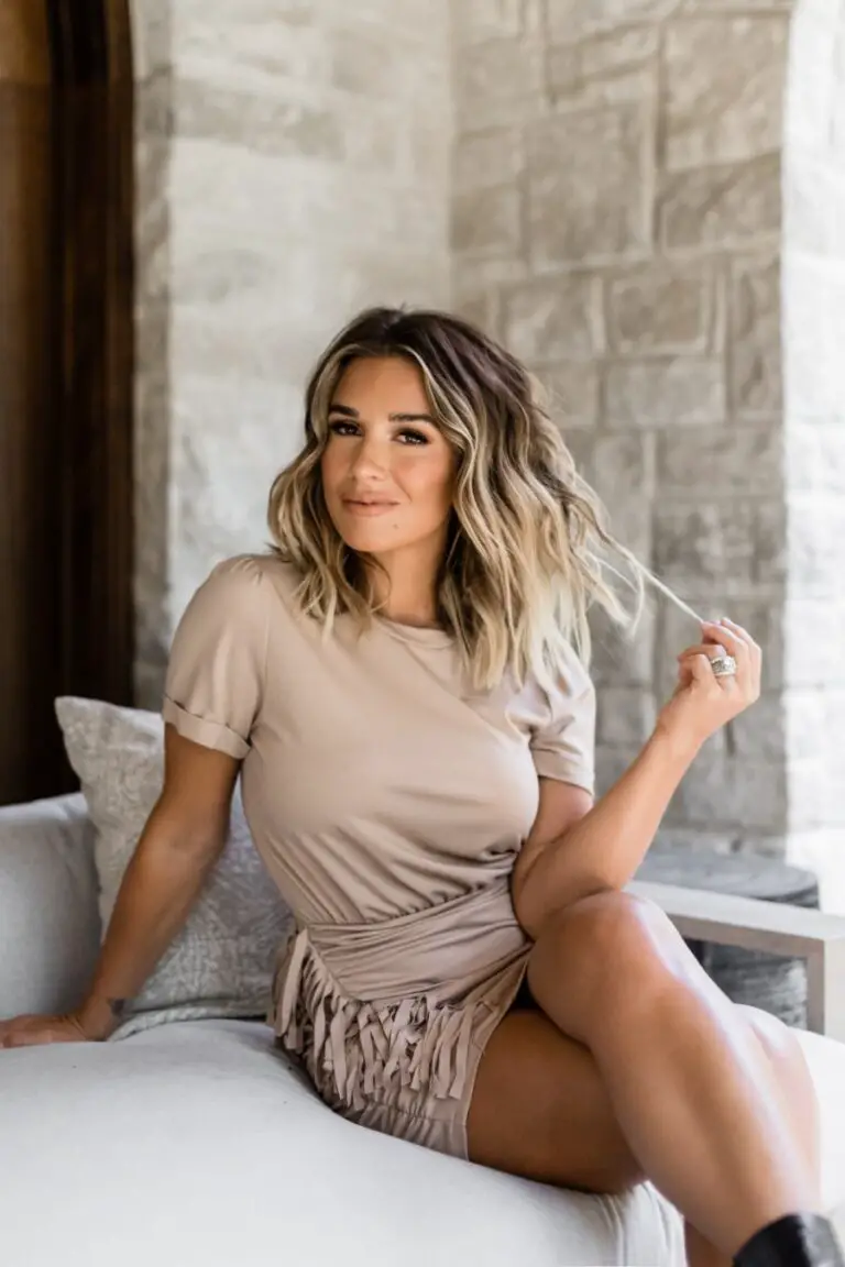 Jessie James Decker Shares Her Personal Recipes In Just Feed Me