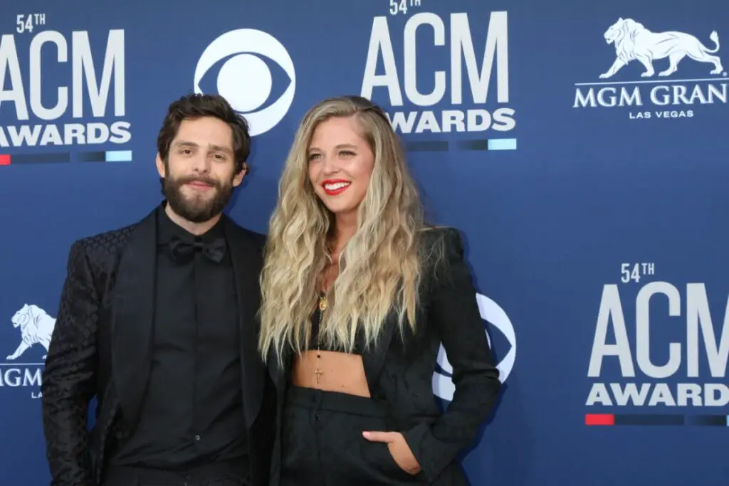 Thomas Rhett And Lauren Akins Welcome Daughter Lillie Carolina