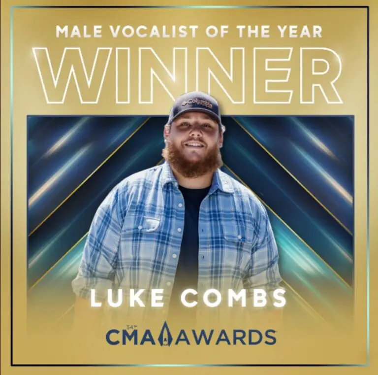 2020 CMA Awards Luke Combs Wins Male Vocalist of the Year