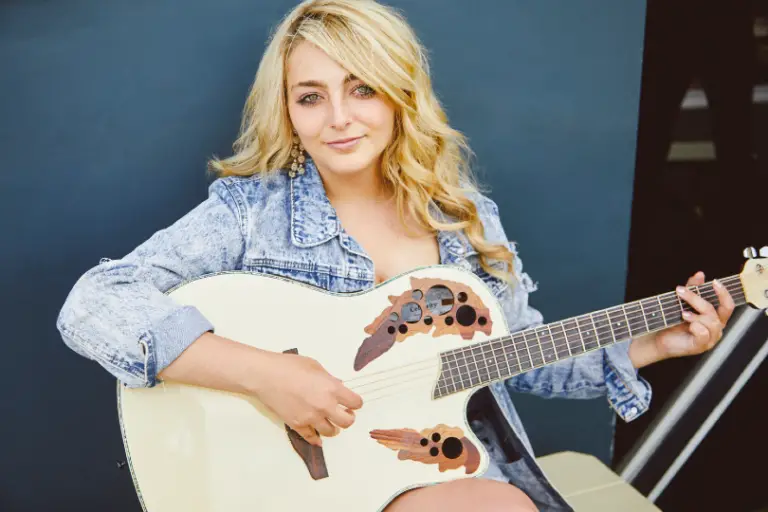 ‘American Idol’ Contestant HunterGirl Releases Original ‘Red Bird