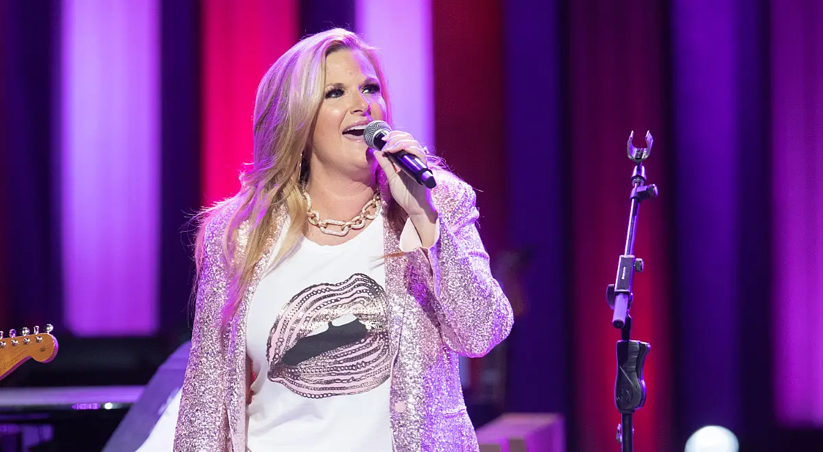 25 Years Ago: Trisha Yearwood Is Inducted Into the Grand Ole Opry