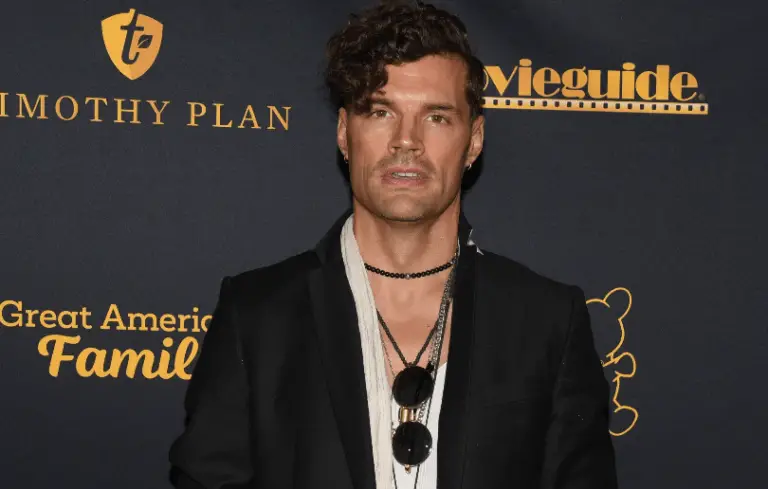 Joel Smallbone Shares Family's Incredible Journey in 'Unsung Hero ...